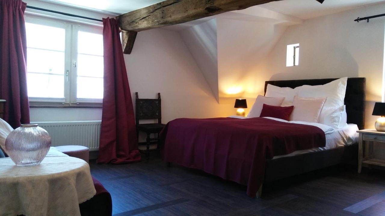 Manoir -1654- Historisch Schlafen In Monschaus Altstadt Екстериор снимка