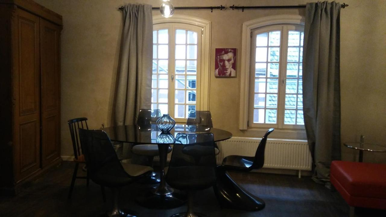 Manoir -1654- Historisch Schlafen In Monschaus Altstadt Екстериор снимка